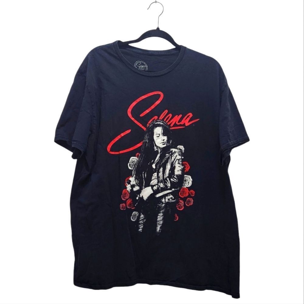 Selena Quintanilla Black T-Shirt Mens Unisex 2XL Red Roses Short Sleeve Official